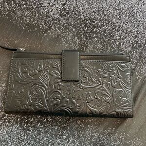 Black Embossed Leather Wallet Floral Tooled Pattern Snap Closure
